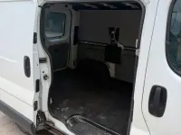Gebraucht Renault Trafic 101 PS (74 kW) 2004 Weiß Van / Kleinbus