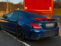 Gebraucht Mercedes C200 184 PS (135 kW) 2017 Blau Limousine
