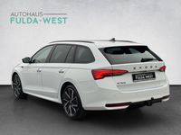 Neu Skoda Octavia SportLine 150 PS (110 kW) 2026 Moonwhite metallic Kombi