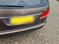 Gebraucht Mercedes E220 Elegance 170 PS (125 kW) 2013 Braun Kombi