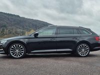 Gebraucht Skoda Superb LAURIN & KLEMENT 156 PS (114 kW) 2020 Schwarz Kombi