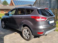 gebraucht Ford Kuga 1,6 EcoBoost 2x4 Titanium wenig km