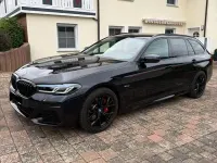 Gebraucht BMW 530e M Sport 292 PS (214 kW) 2023 Schwarz Limousine