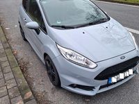 Gebraucht Ford Fiesta ST200 200 PS (147 kW) 2016 Grau Kleinwagen
