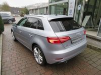 gebraucht Audi A3 Sportback Design 30 TFSI *LED *NAVI *18"