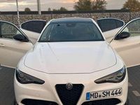 Gebraucht Alfa Romeo Giulia Super 179 PS (131 kW) 2016 Limousine