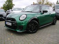 Gebraucht Mini John Cooper Works 204 PS (150 kW) 2024 British racing green iv metallic (metallic) Kleinwagen