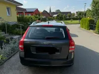 Gebraucht Kia Ceed 90 PS (66 kW) 2010 Grau Kleinwagen