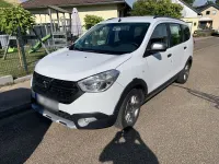 Gebraucht Dacia Lodgy Stepway 131 PS (96 kW) 2020 Weiß Van / Kleinbus