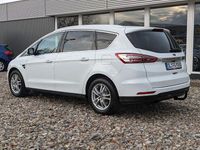 Gebraucht Ford S-MAX Titanium 150 PS (110 kW) 2019 Weiß Van / Kleinbus