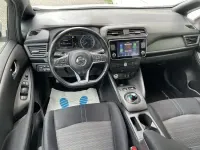 Gebraucht Nissan Leaf Acenta 110 kW (150 PS) 2021 Weiß Kleinwagen