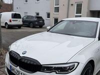 Gebraucht BMW 330e M Sport 292 PS (214 kW) 2019 Weiß Limousine