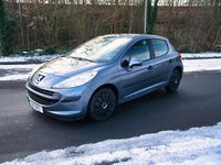 Gebraucht Peugeot 207 95 PS (69 kW) 2009 Limousine