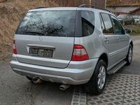 Gebraucht Mercedes ML350 235 PS (172 kW) 2003 Silber SUV