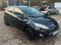Gebraucht Ford Fiesta Ambiente 60 PS (44 kW) 2012 Schwarz Kleinwagen