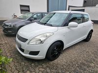 Gebraucht Suzuki Swift 94 PS (69 kW) 2013 Weiß Kleinwagen