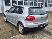 Gebraucht VW Golf V 80 PS (58 kW) 2007 Reflexsilber metallic Kleinwagen