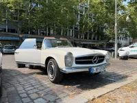 Gebraucht Mercedes 230 150 PS (110 kW) 1965 Weiß Cabrio