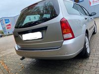 Gebraucht Ford Focus 101 PS (74 kW) 2003 Silber Kombi