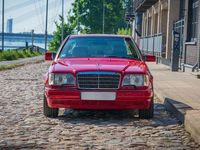 Gebraucht Mercedes E320 220 PS (161 kW) 1994 Rot