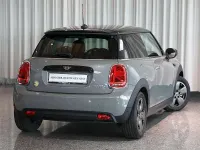 Gebraucht Mini Cooper SE Hatch 135 kW (184 PS) 2022 Moonwalk grey Kleinwagen