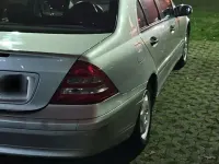 Gebraucht Mercedes C180 129 PS (94 kW) 2001 Silber Limousine