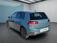 Gebraucht VW Golf VII 116 PS (85 kW) 2019 Blau Kleinwagen