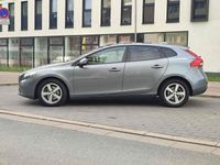 gebraucht Volvo V40 T2 2.0 Kinetic AHK, abnehmbar