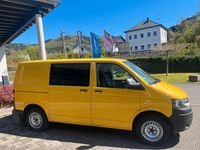 Second-hand VW Transporter 84 CP (61 kW) 2013 Galben Van