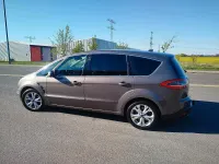 Gebraucht Ford S-MAX Titanium 200 PS (147 kW) 2012 Braun Van / Kleinbus