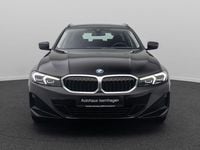 Gebraucht BMW 320e Sport Line 204 PS (150 kW) 2022 Schwarz ii668 Kombi