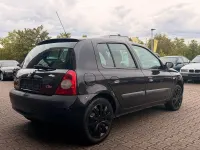 Gebraucht Renault Clio 75 PS (55 kW) 2004 Schwarz Kleinwagen