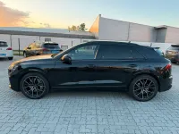 Gebraucht Audi Q8 Sport 340 PS (250 kW) 2024 Schwarz SUV