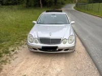 Gebraucht Mercedes E220 Classic 150 PS (110 kW) 2004 Silber Limousine
