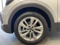 Gebraucht VW T-Cross Style 116 PS (85 kW) 2024 Grau SUV
