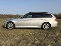 Gebraucht BMW 316 116 PS (85 kW) 2011 Grau Kombi