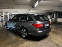 Gebraucht Mercedes C220 170 PS (125 kW) 2017 Grau Kombi