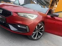 gebraucht Seat Leon FR 1.5l eTSI Panoramadach Desire Red/Rot