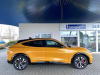 Gebraucht Ford Mustang Mach-E 258 kW (351 PS) 2022 Cyber orange 3c SUV