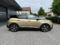 Gebraucht Peugeot 3008 Allure 150 PS (110 kW) 2018 Pyrite SUV