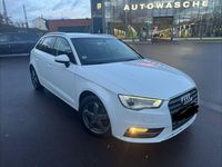 Gebraucht Audi A3 Ambiente 110 PS (80 kW) 2015 Weiß Limousine