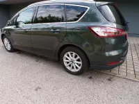 Gebraucht Ford S-MAX Titanium 160 PS (117 kW) 2017 Grün Van / Kleinbus