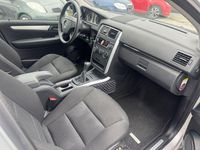 Gebraucht Mercedes B150 95 PS (69 kW) 2006 Silber Van / Kleinbus