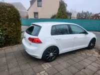 Gebraucht VW Golf VII 86 PS (63 kW) 2014 Weiß Limousine