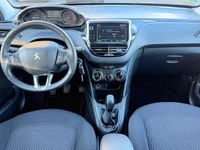 Gebraucht Peugeot 208 Active 82 PS (60 kW) 2018 Blau Kleinwagen