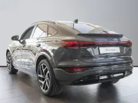Gebraucht Audi Q6 Sportback e-tron Business 165 kW (225 PS) 2026 Grau SUV
