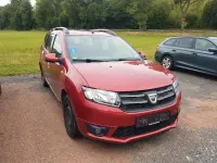 Gebraucht Dacia Logan 90 PS (66 kW) 2016 Rot Limousine