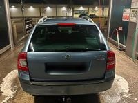 Gebraucht Skoda Octavia 160 PS (117 kW) 2009 Andere farben Kombi