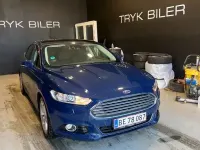 Gebraucht Ford Mondeo Titanium 160 PS (117 kW) 2016 Blau Limousine