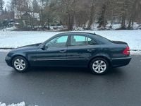 Gebraucht Mercedes E240 177 PS (130 kW) 2004 Schwarz Limousine